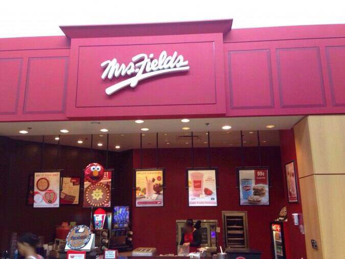 Mrs. Fields, Chicago Ridge, Chicago Urbanspoon/Zomato