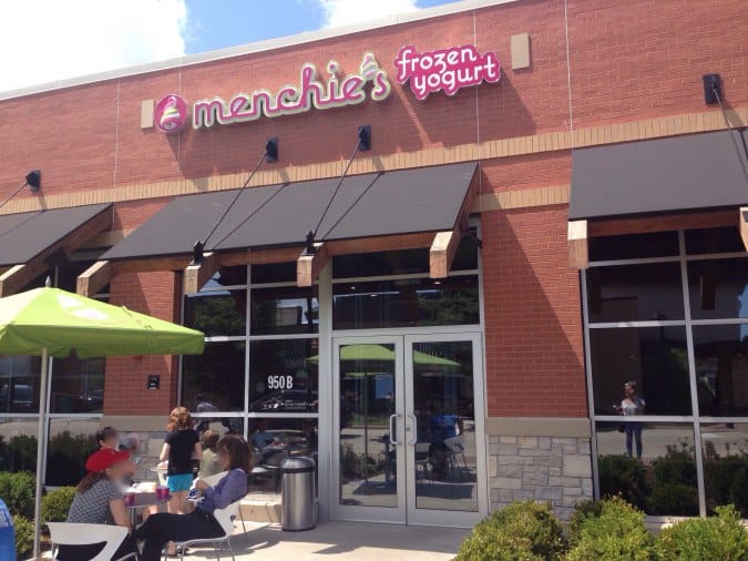 Menchie's Frozen Yogurt, Lincolnshire, Chicago Urbanspoon/Zomato
