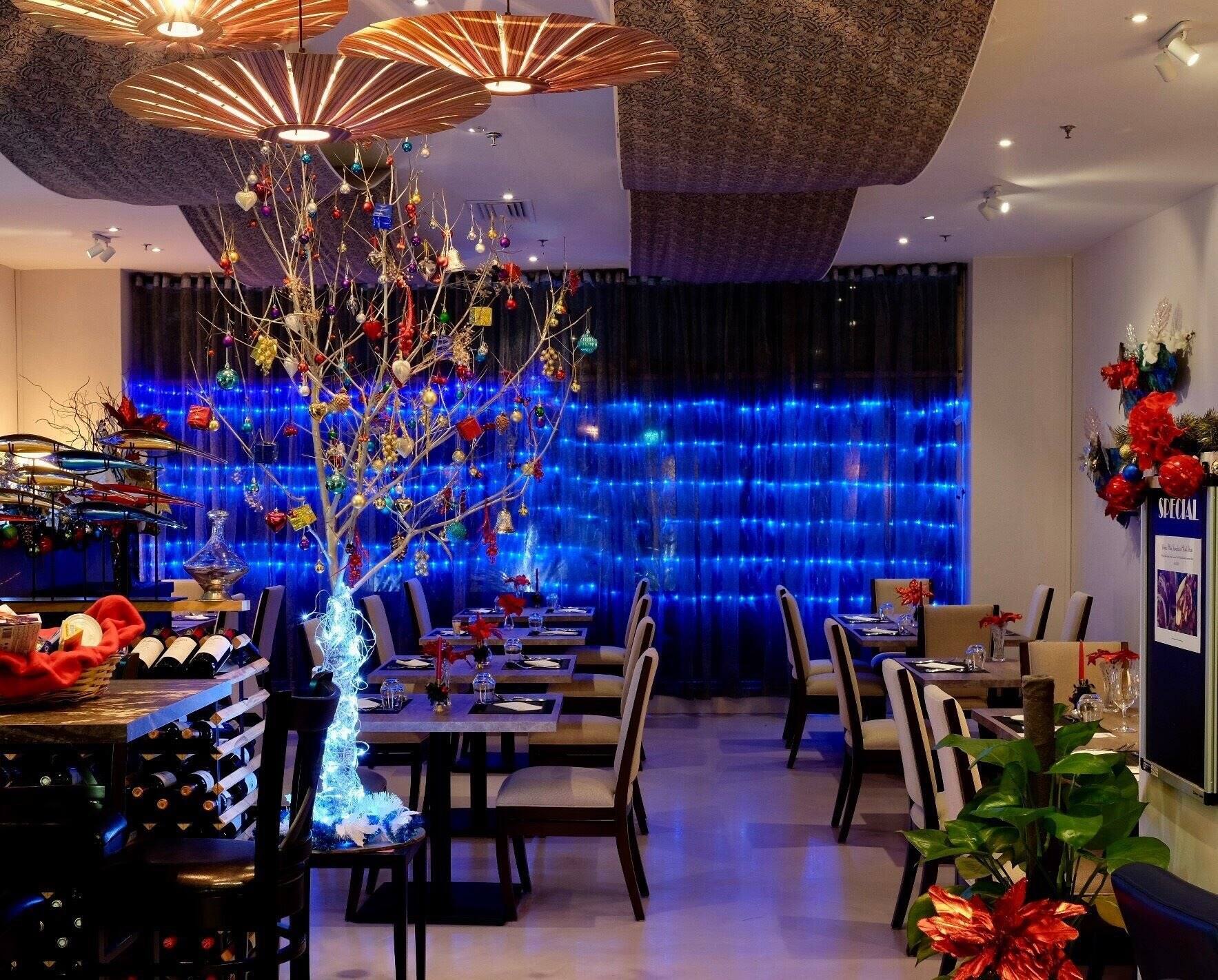 Oak Room Restaurant Bar Novena Singapore Zomato Singapore