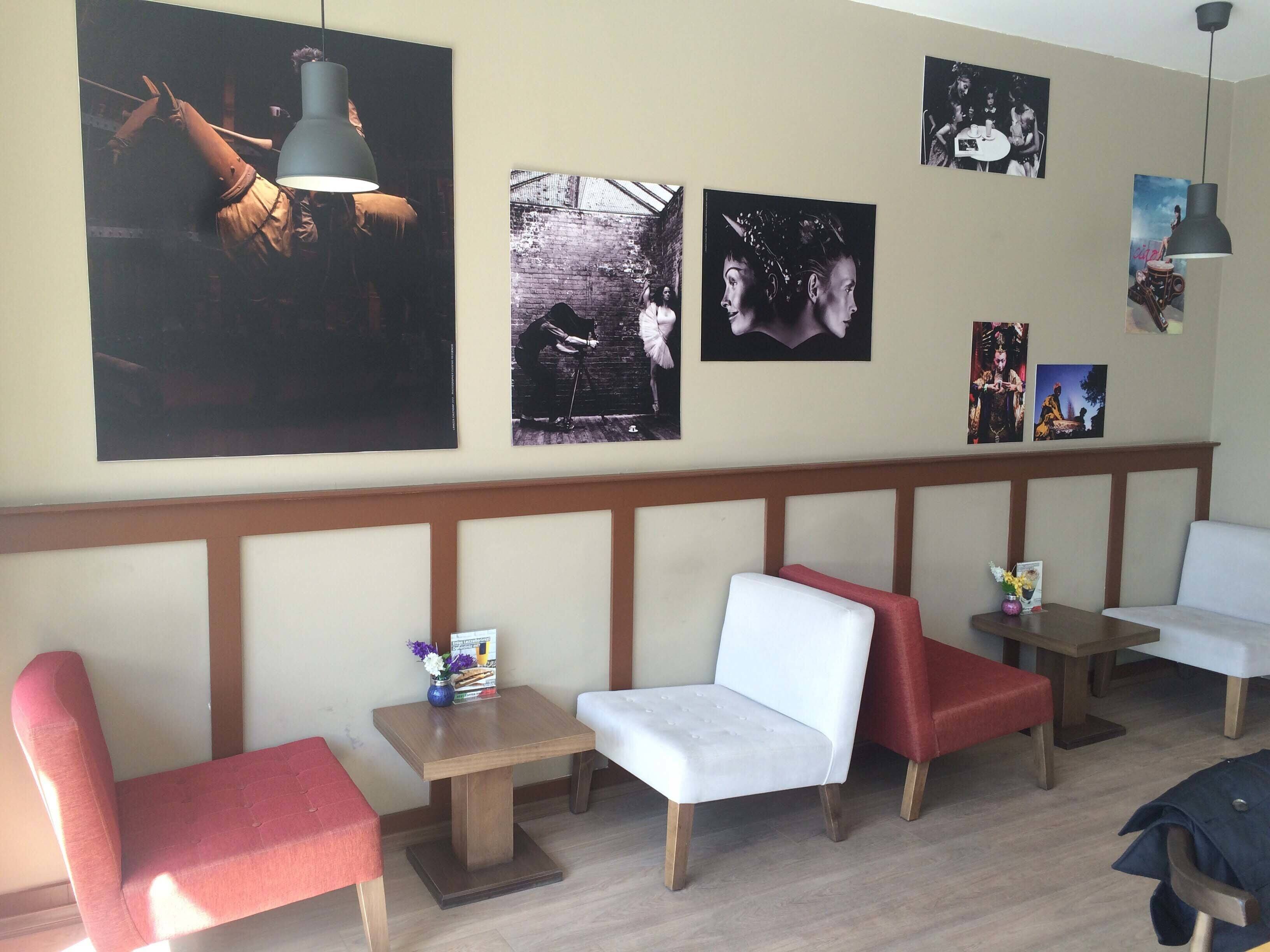 0533 334 67 82 Ahsapsandalye Ahsapkoltuk Berjermodelleri Berjer Berjerler Mermermasa Cafemasasi Cafesandalyesi Sehpamode Sandalye Bar Taburesi Mobilya