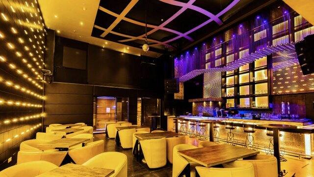 Club Switch By Striker, Golf Course Road, Gurgaon | Zomato