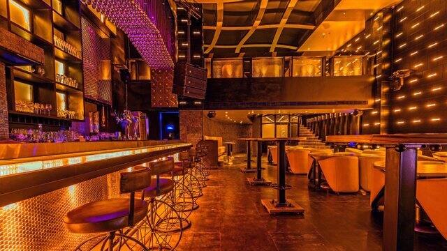 Club Switch By Striker, Golf Course Road, Gurgaon | Zomato