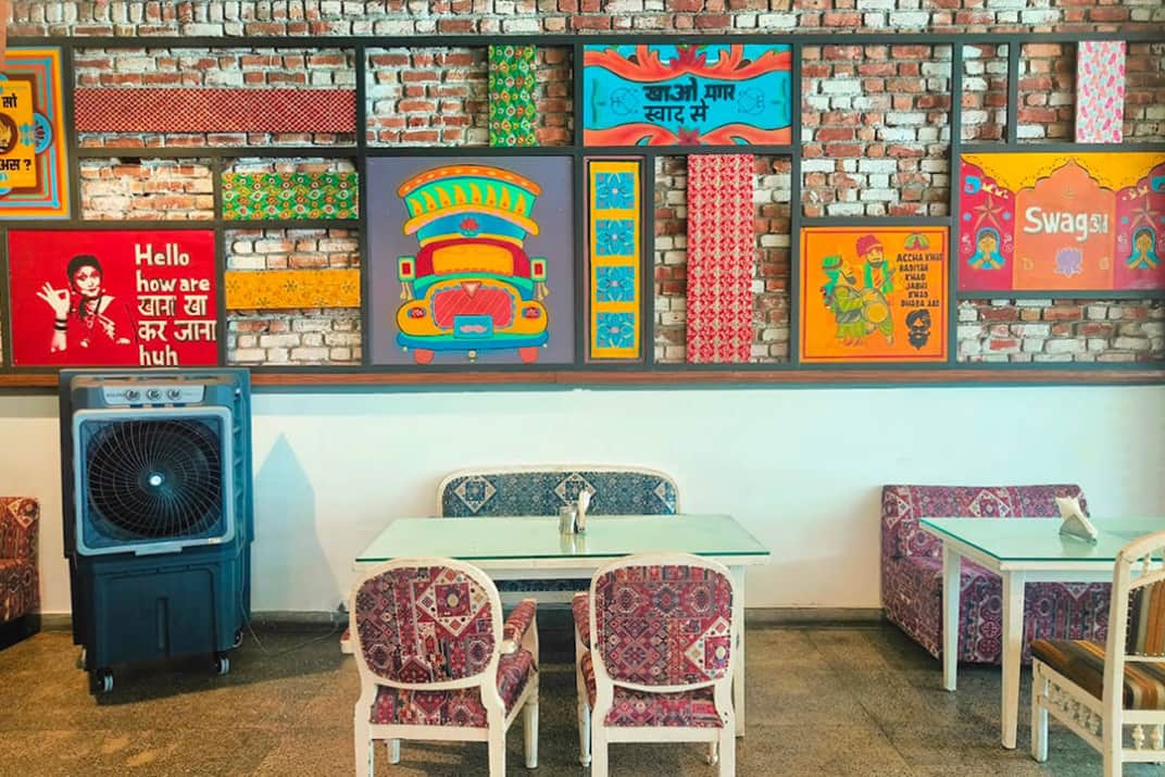 restaurants on Mall Road, Mall Road food, must try restaurants, local food, popular restaurants, cafes, street food, family restaurants, rooftop restaurants - Moti Mahal Delux - img5
