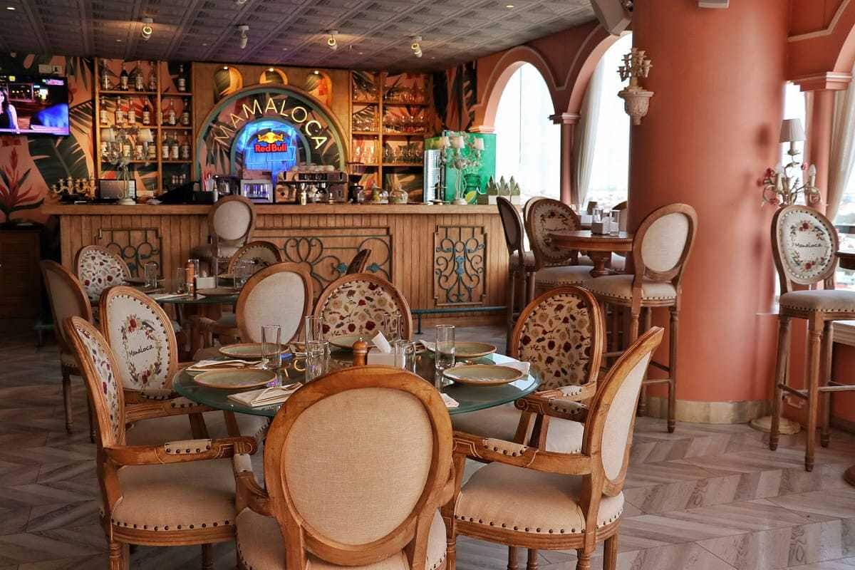 Restaurant image
