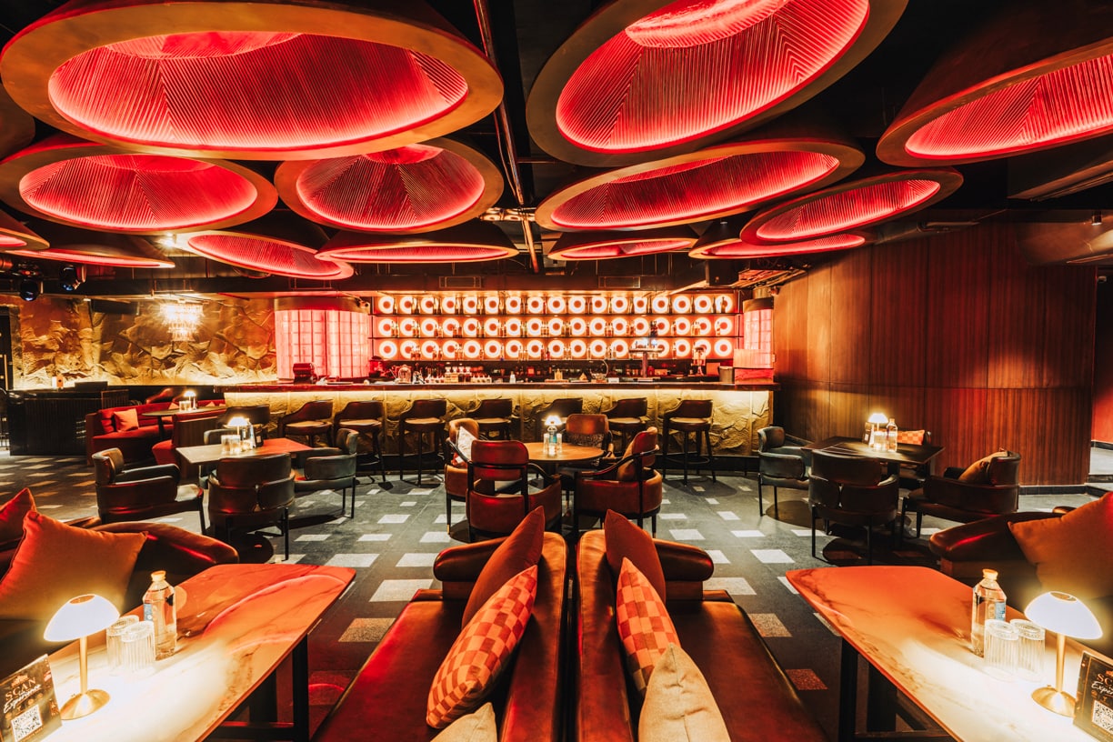 party places, party restaurants, nightlife, pubs, nightclubs, party bars, lounges, live music bars, rooftop bars - Boombox Bar Xchange - img3
