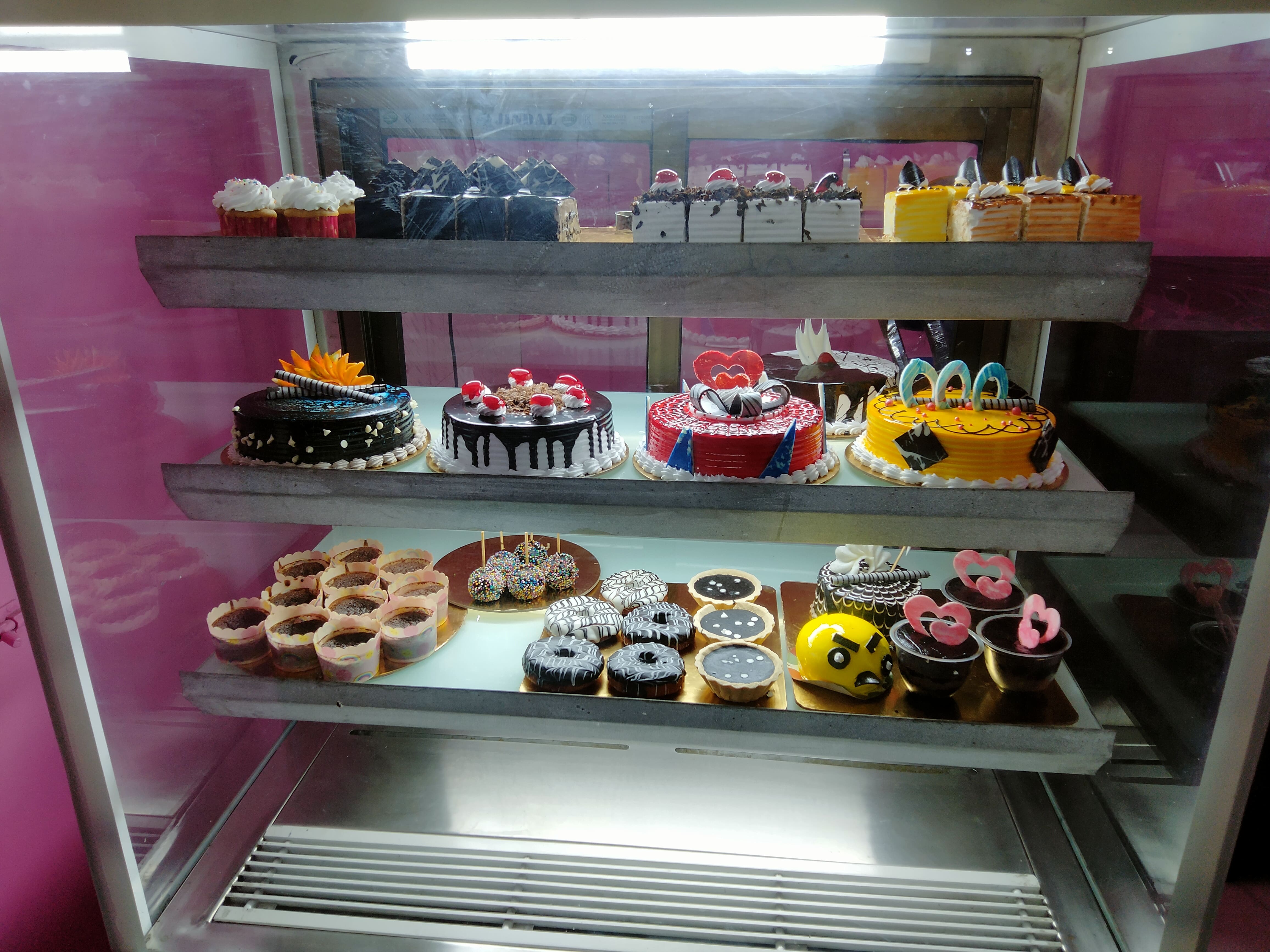 De Cake World Bharanicavu | Bakery | Kollam (Quilon)