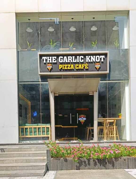 The Garlic Knot Pizza Cafe, Piplod, Surat Zomato