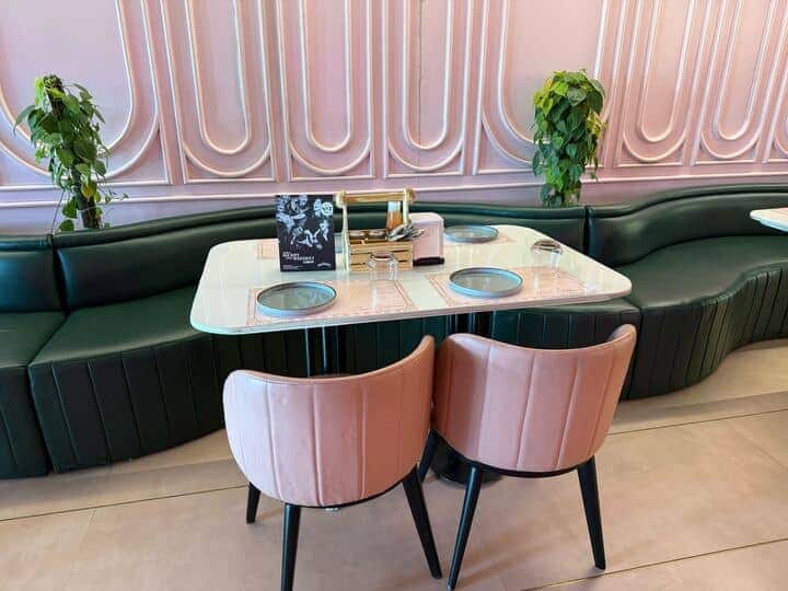 Restaurant image