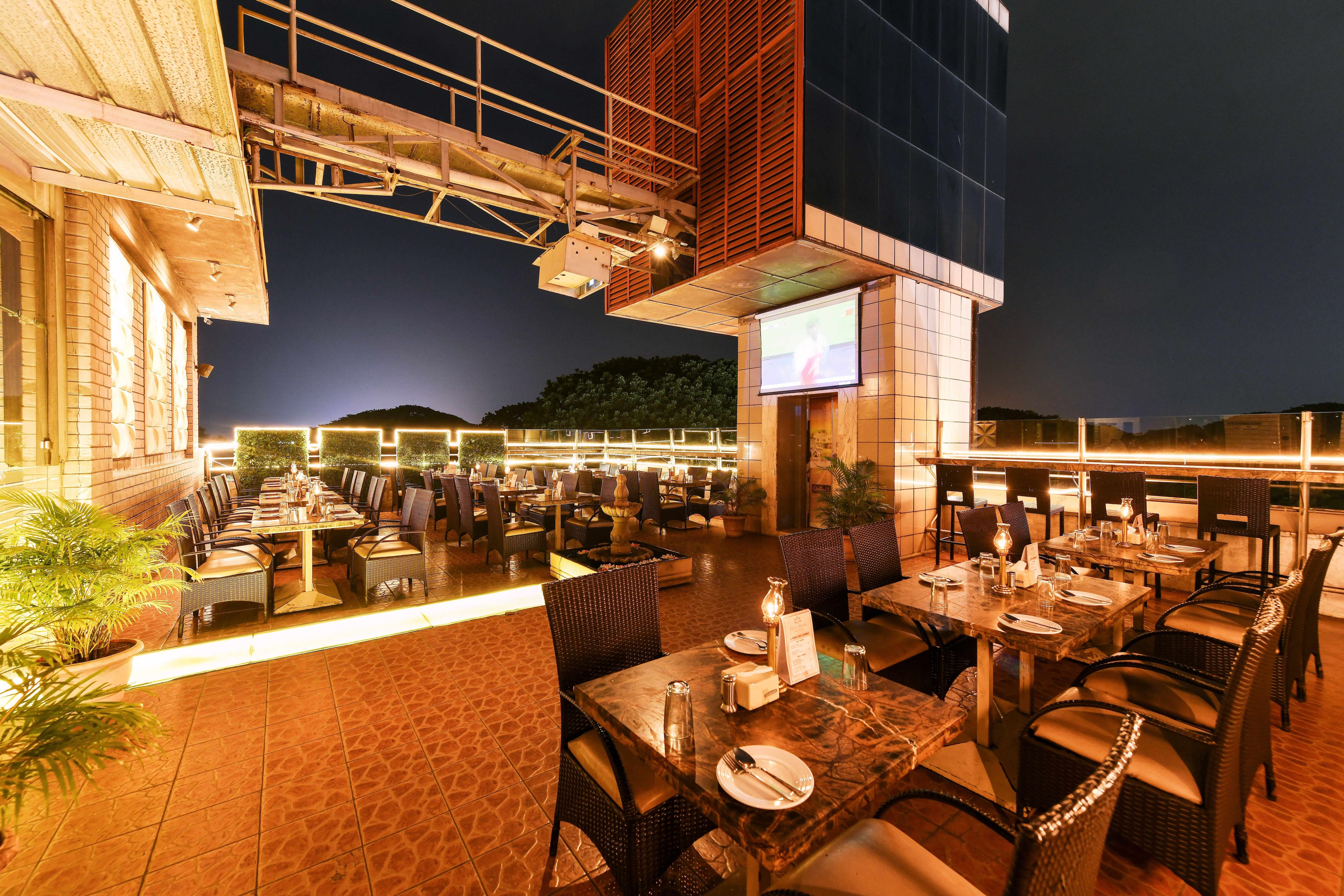 Restaurant image