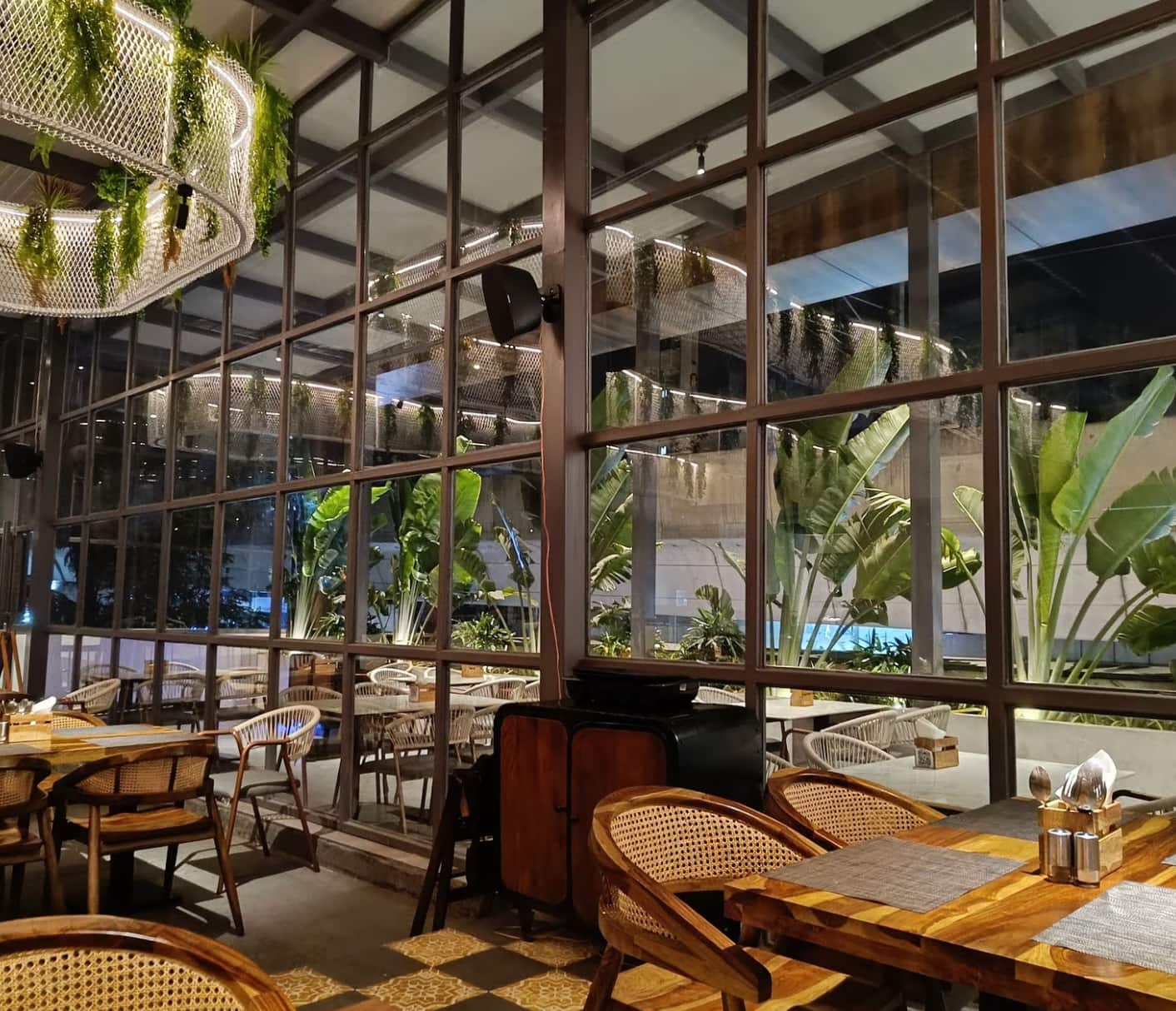 brunch restaurants, brunch spots, weekend brunch, Sunday brunch, buffet brunch, brunch cafes, breakfast and brunch, bottomless brunch, brunch dining - Mirame Cafe & Kitchen - img1