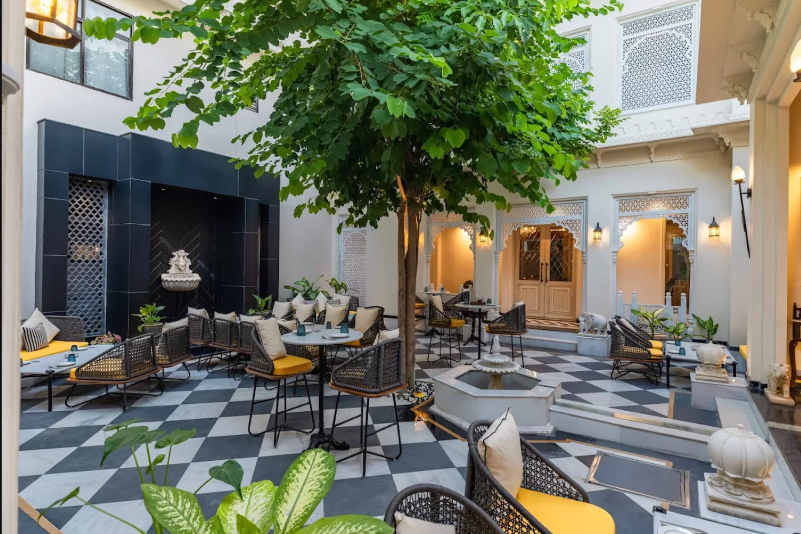 Kaner Bistro Lounge image