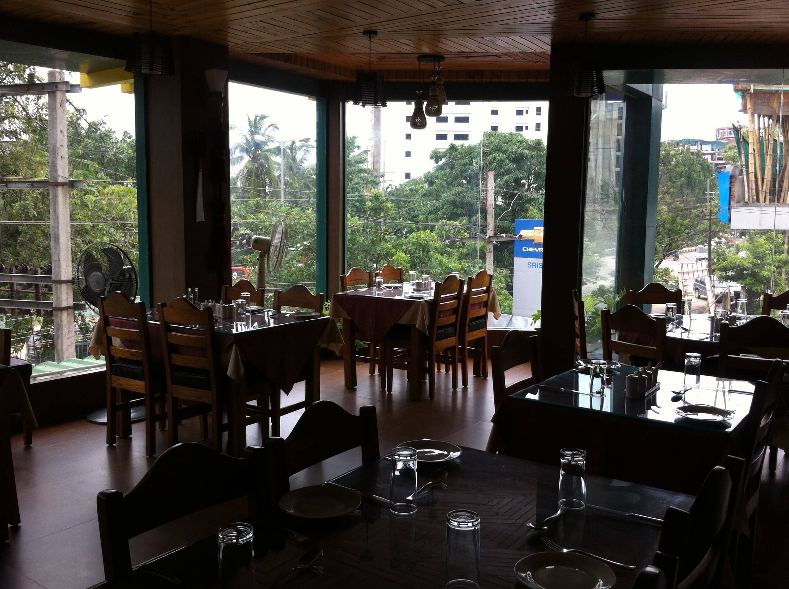 The GravyTy- Rooftop Restaurant cum Gaming Zone