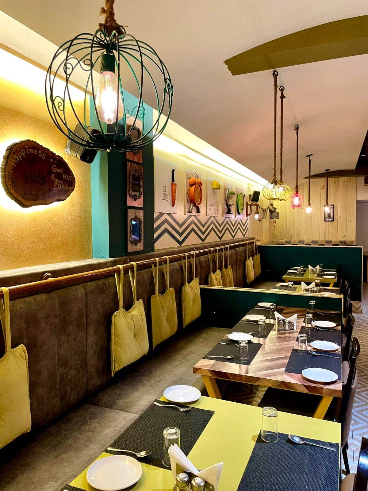 Restaurant image
