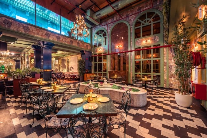 Restaurants in cp discount