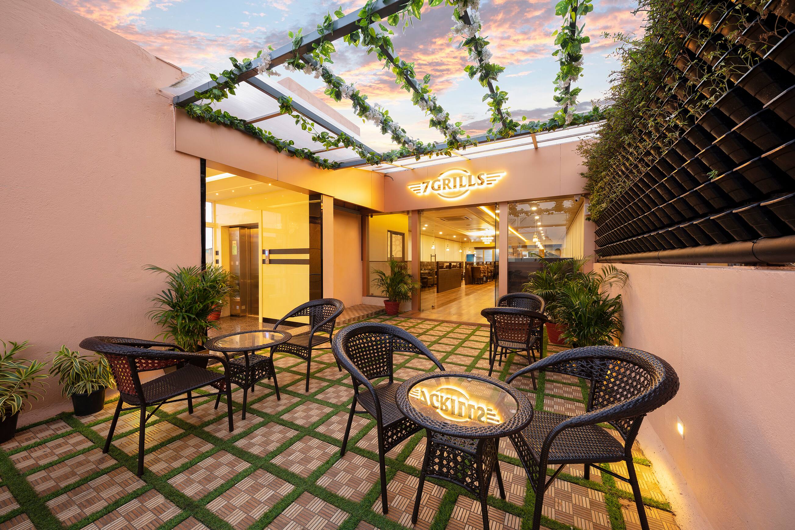 Restaurant image