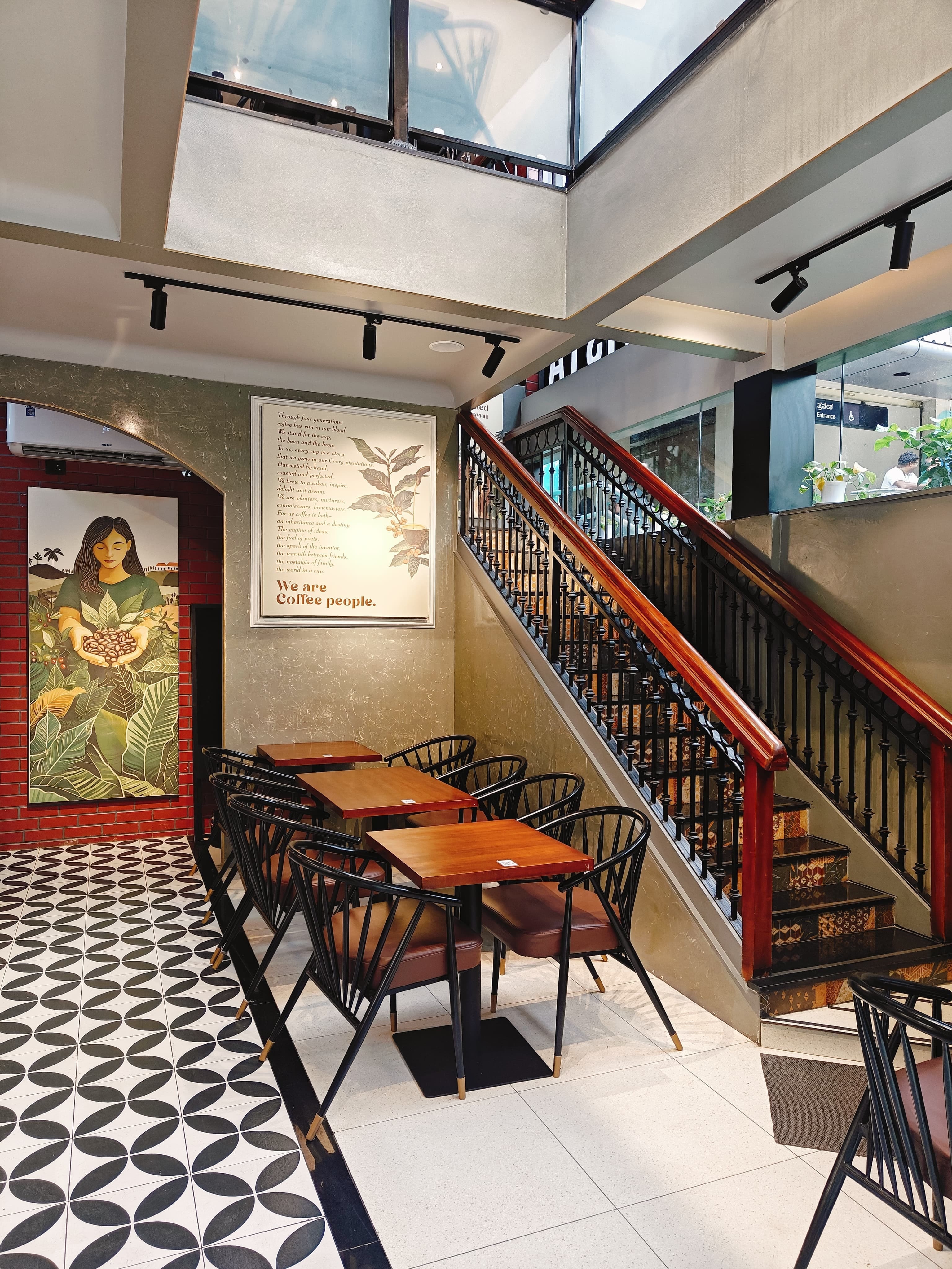 Breakfast restaurants near me, breakfast spots - Levista Gourmet Studio - img3
