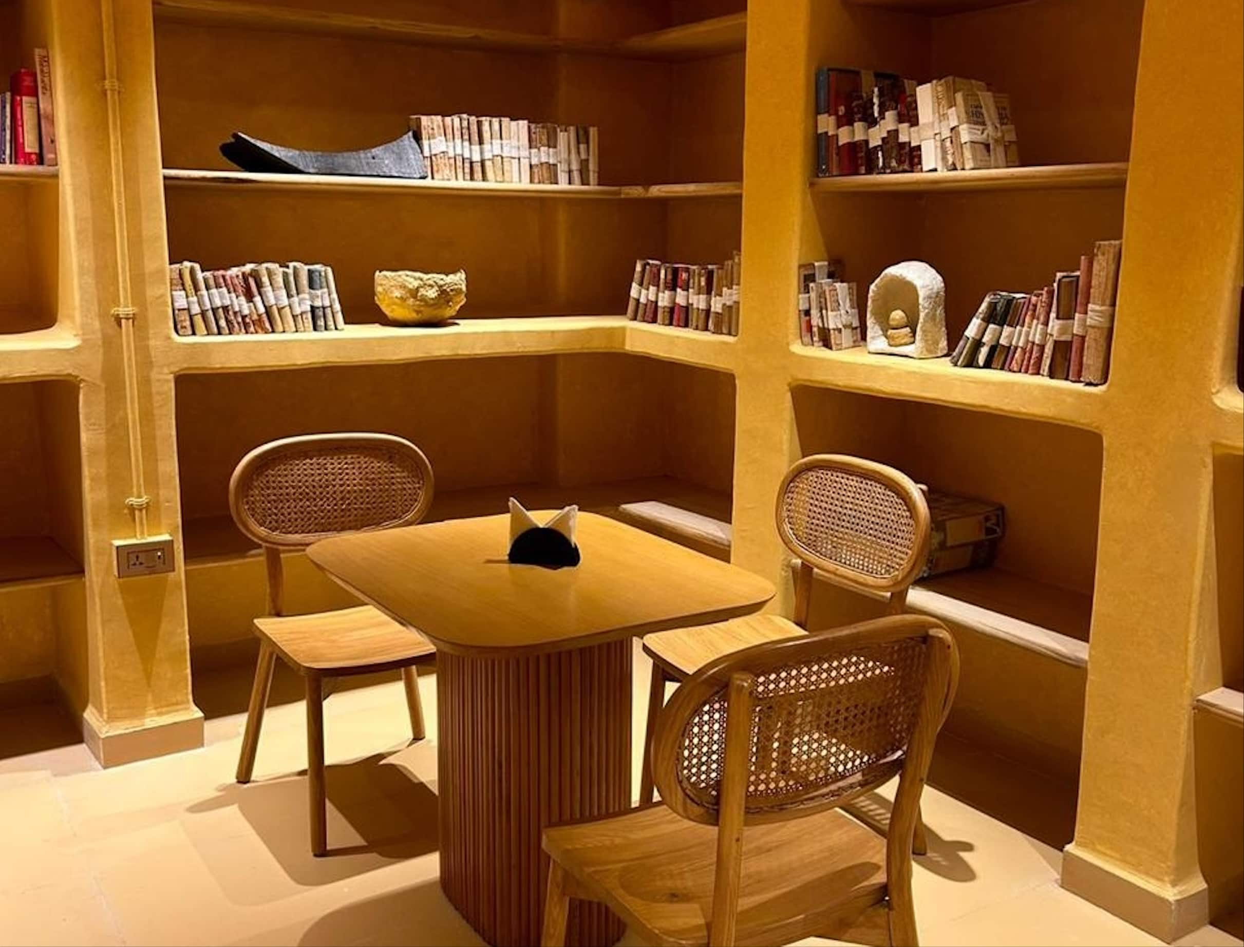 Papyrus & Cafe image