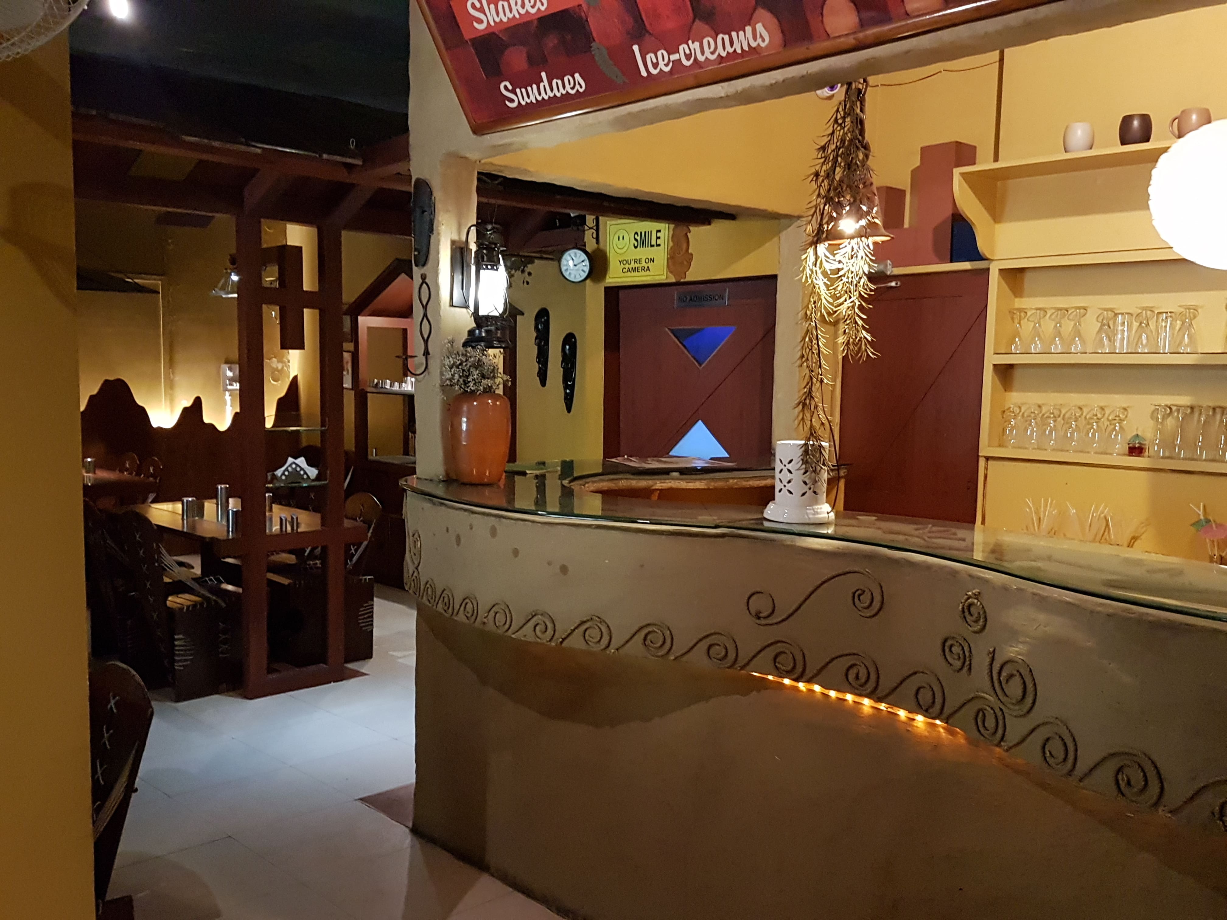 The Tamarind Tree Photos Pictures Of The Tamarind Tree Allahabad Zomato