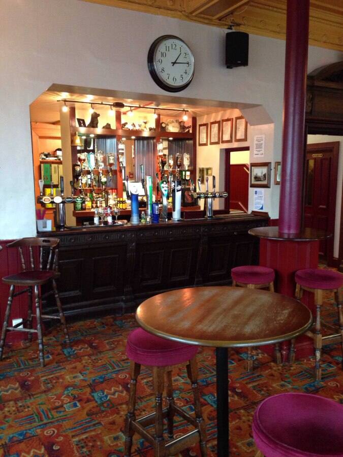 Bush Hill Park London Zum City Airport www.zomato.com