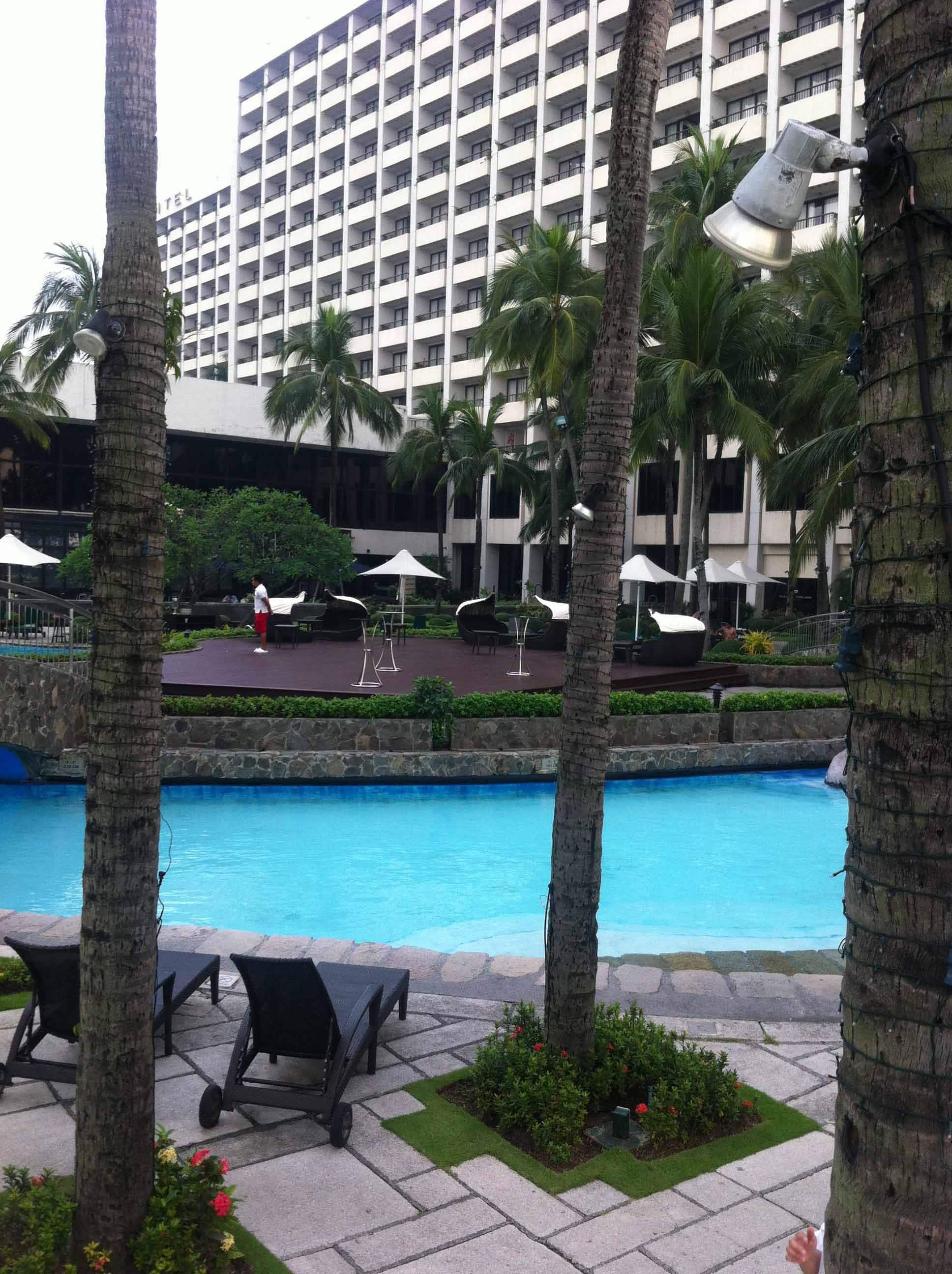 Reviews Of SoChill - Sofitel Philippine Plaza Manila, CCP Complex ...