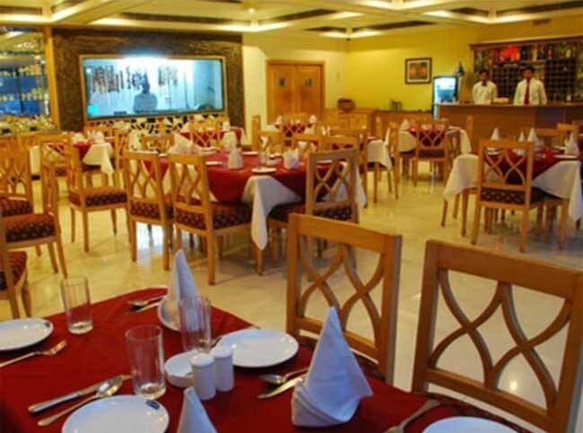 Dee Choice Restaurant & Bar - Dee Marks Hotel & Resort, Mahipalpur, New ...