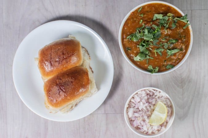 Gayatri Bhajipav & Fast Food