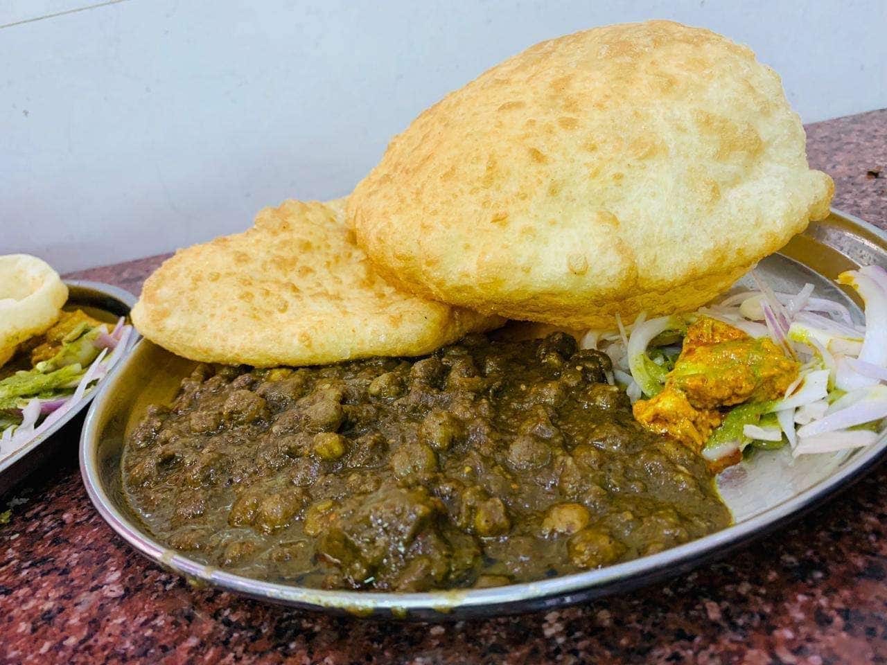 Bandhan Sweets, Kalakand, Kaju Katli, Kaju Barfi, Motichoor laddu, kheer - Giani's Di Hatti - img1