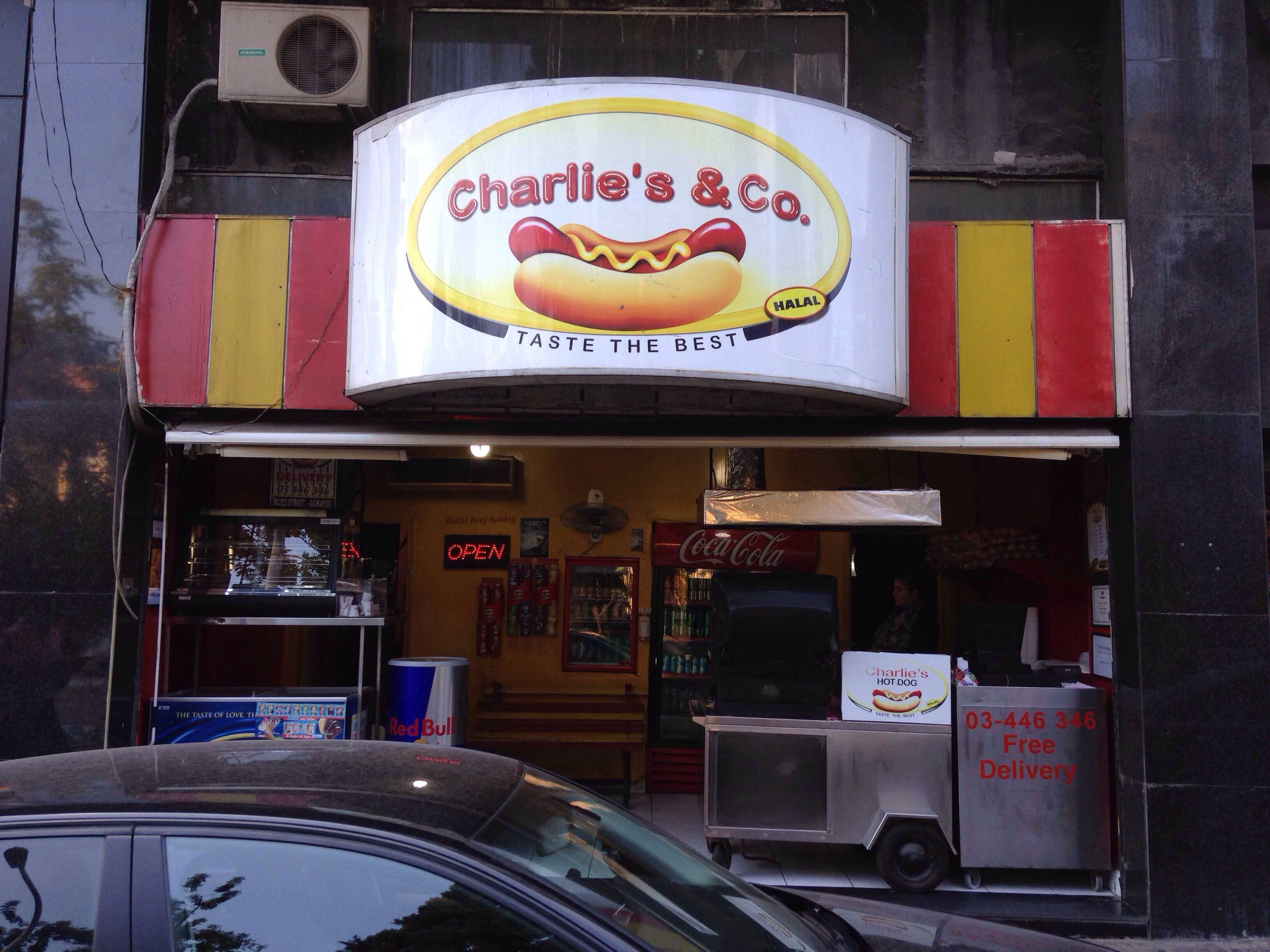 Charlie S Hot Dog Hamra Beirut District