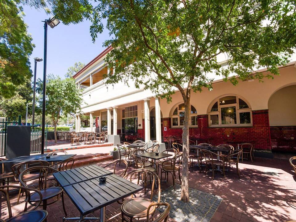 Reviews of Kalamunda Hotel, Kalamunda, Perth Zomato