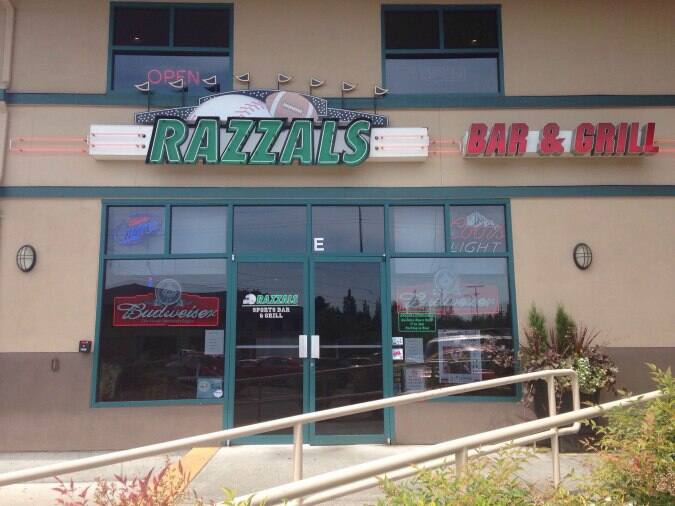 Razzles everett