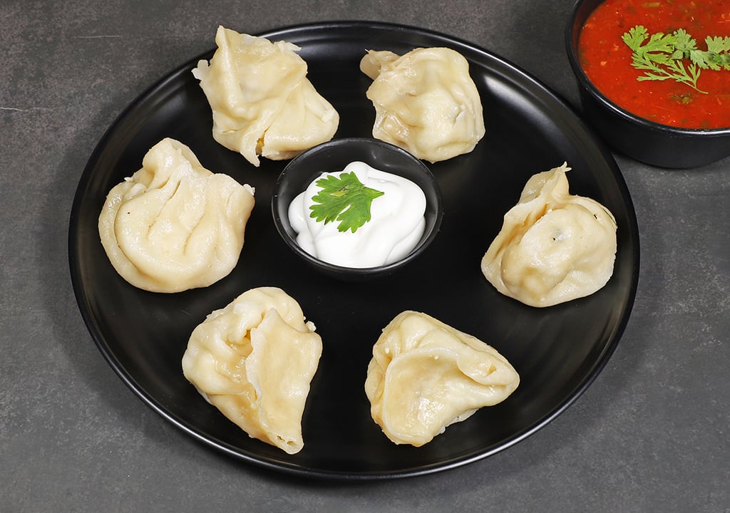 momos, momo restaurants, steamed momos, fried momos, chicken momos, veg momos - Darjeeling Momos & More - img5