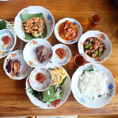 Kluwih Sunda Authentic Comentarios Comentarios De Usuarios De Kluwih Sunda Authentic Bogor Timur Bogor Zomato Indonesia