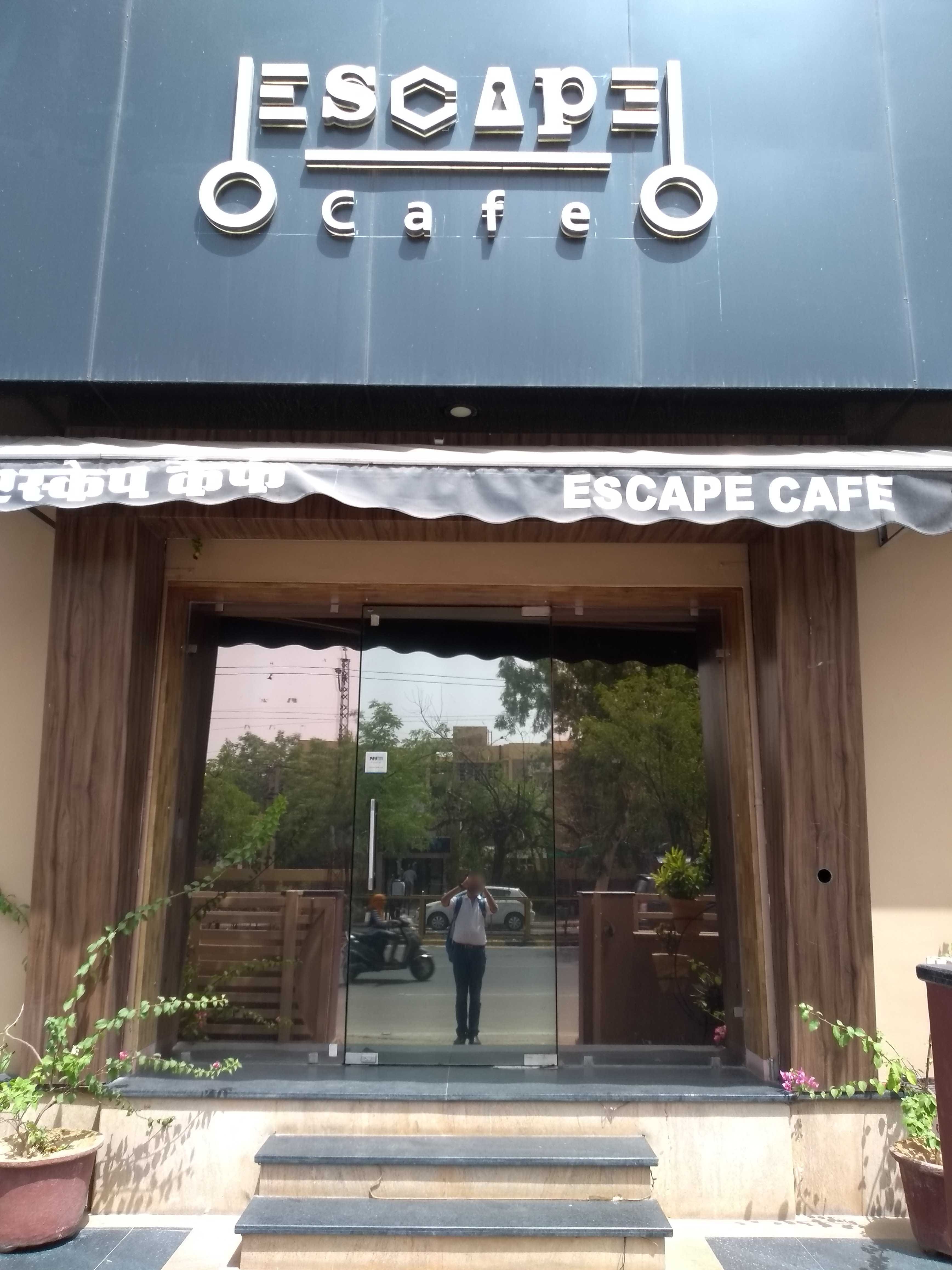 Cafe escape 2025