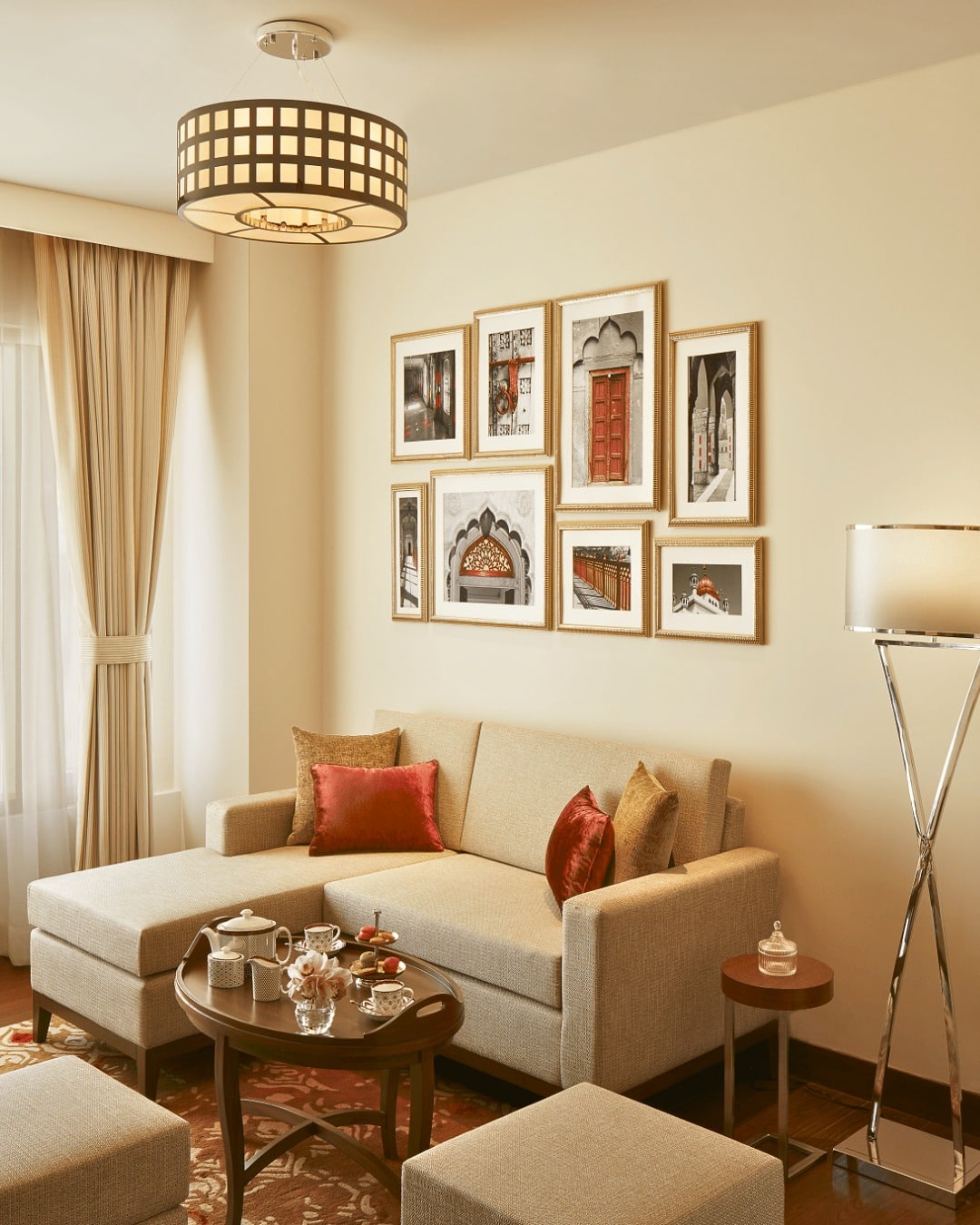 The Chinese Room - Taj Swarna