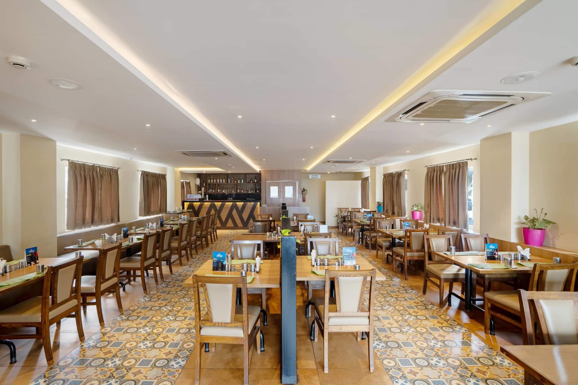 Restaurant image