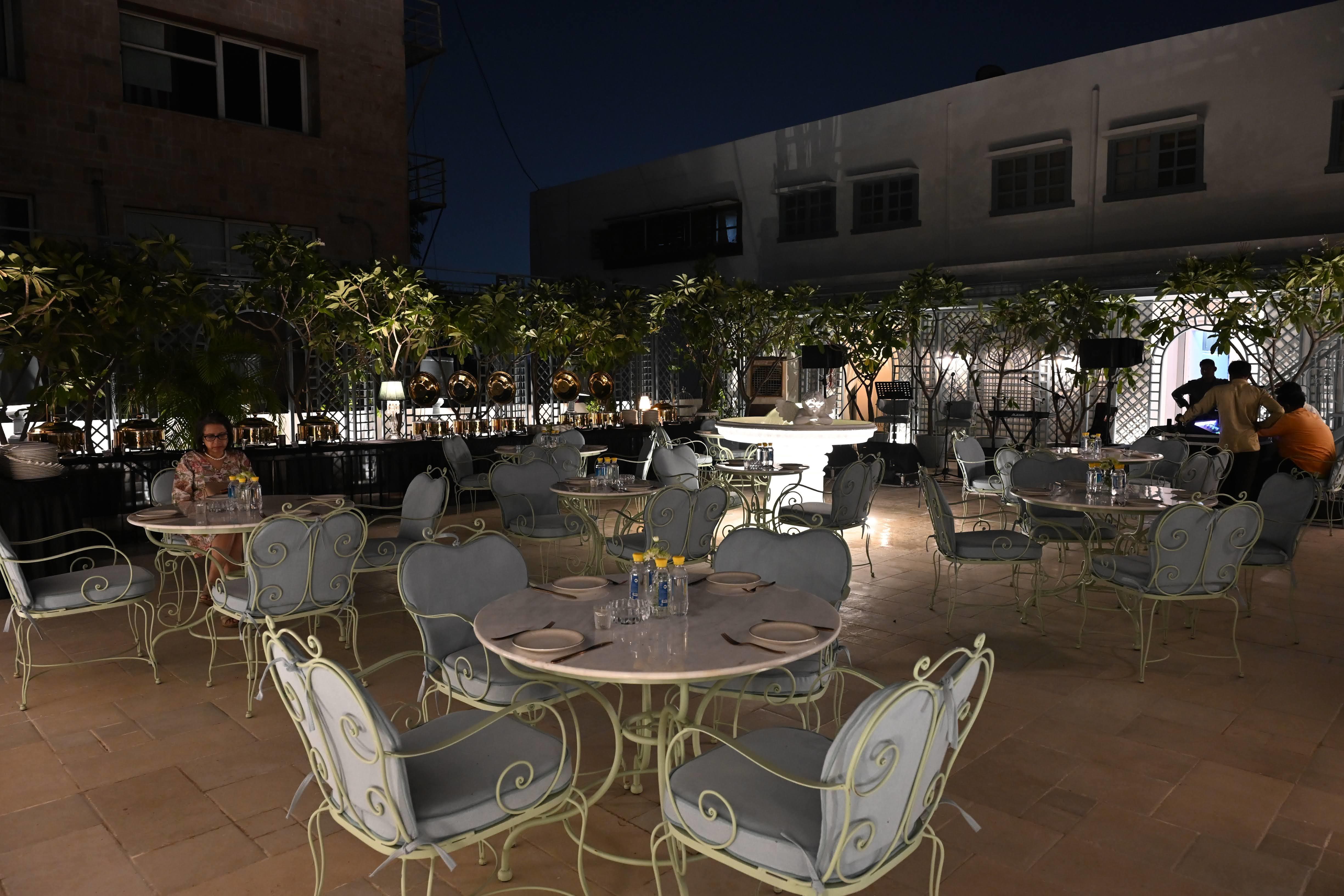 cafes in lucknow, aesthetic cafe, pretty cafe - The Penthouse At Home Sweet Home - img5