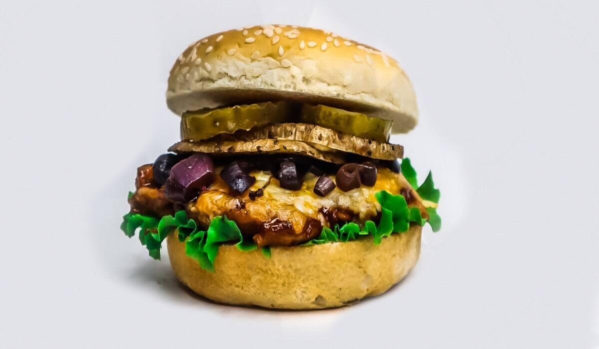 Royal Crown Burger Malviya Nagar New Delhi