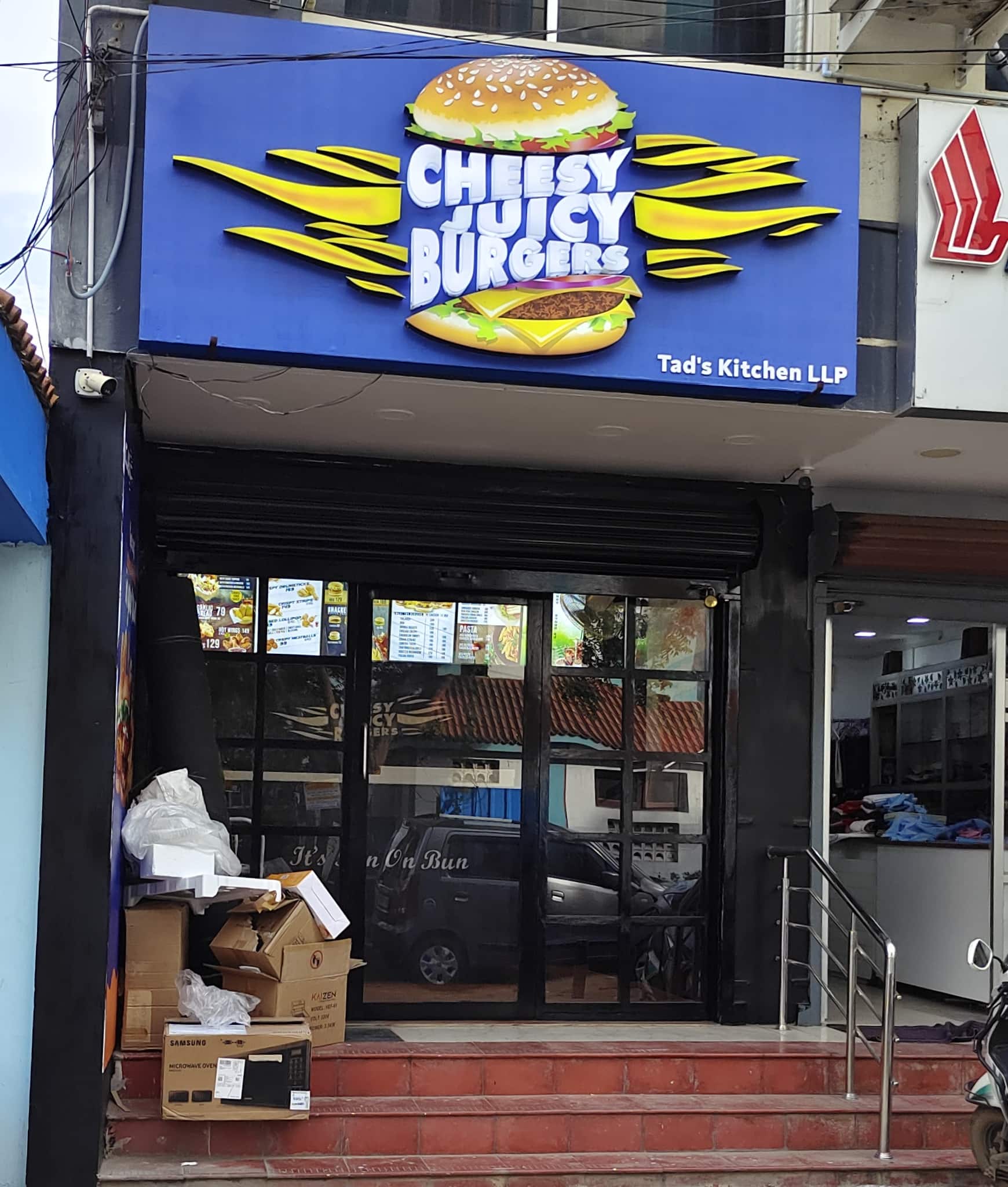 Cheesy Juicy Burgers, Sathamangalam, Madurai Zomato