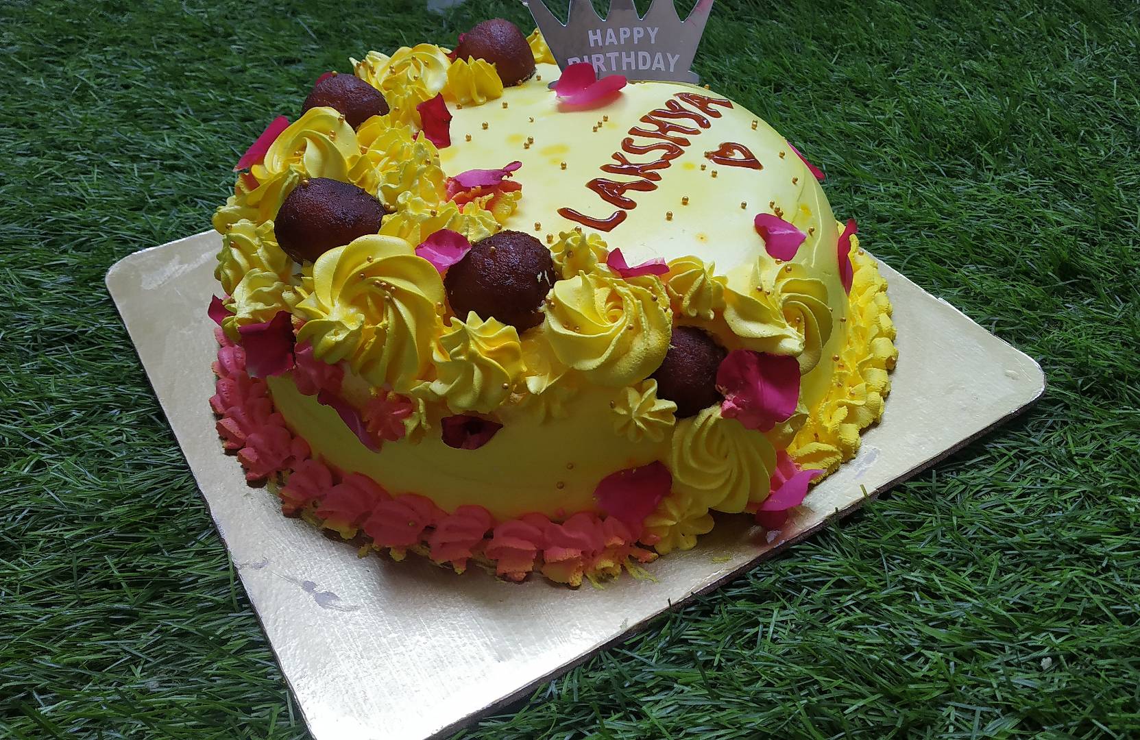 Cake With Printed Customized Photos