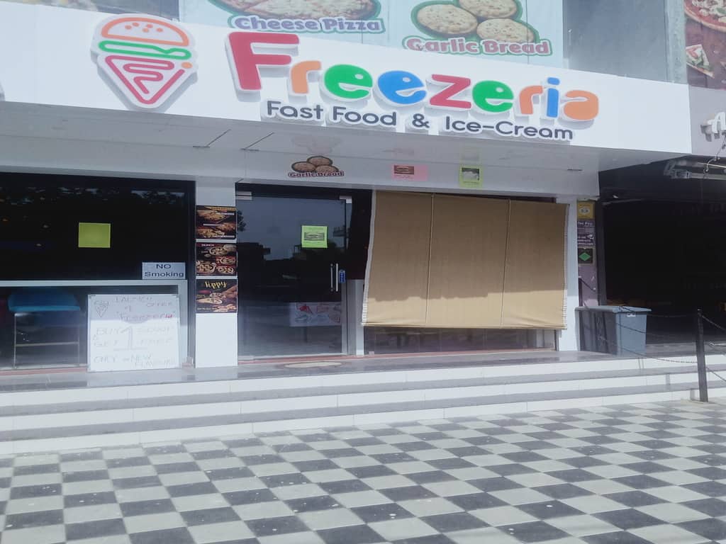 Freezeria Fast Food & IceCream, Kendranagar, Vadodara