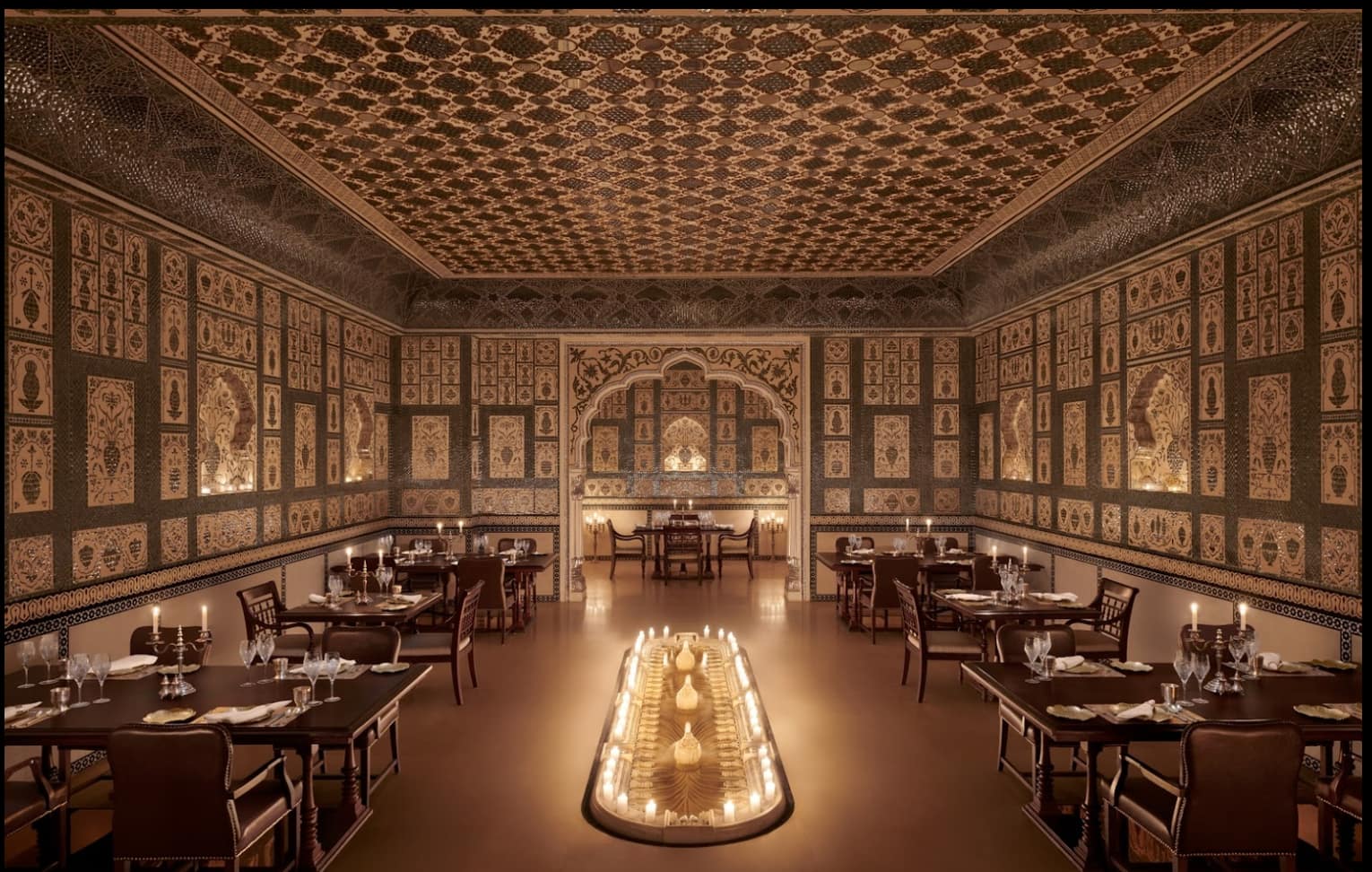 biryani, butter chicken, veg biryani, chicken biryani, Mughlai food - Jamavar - The Leela Palace - img4