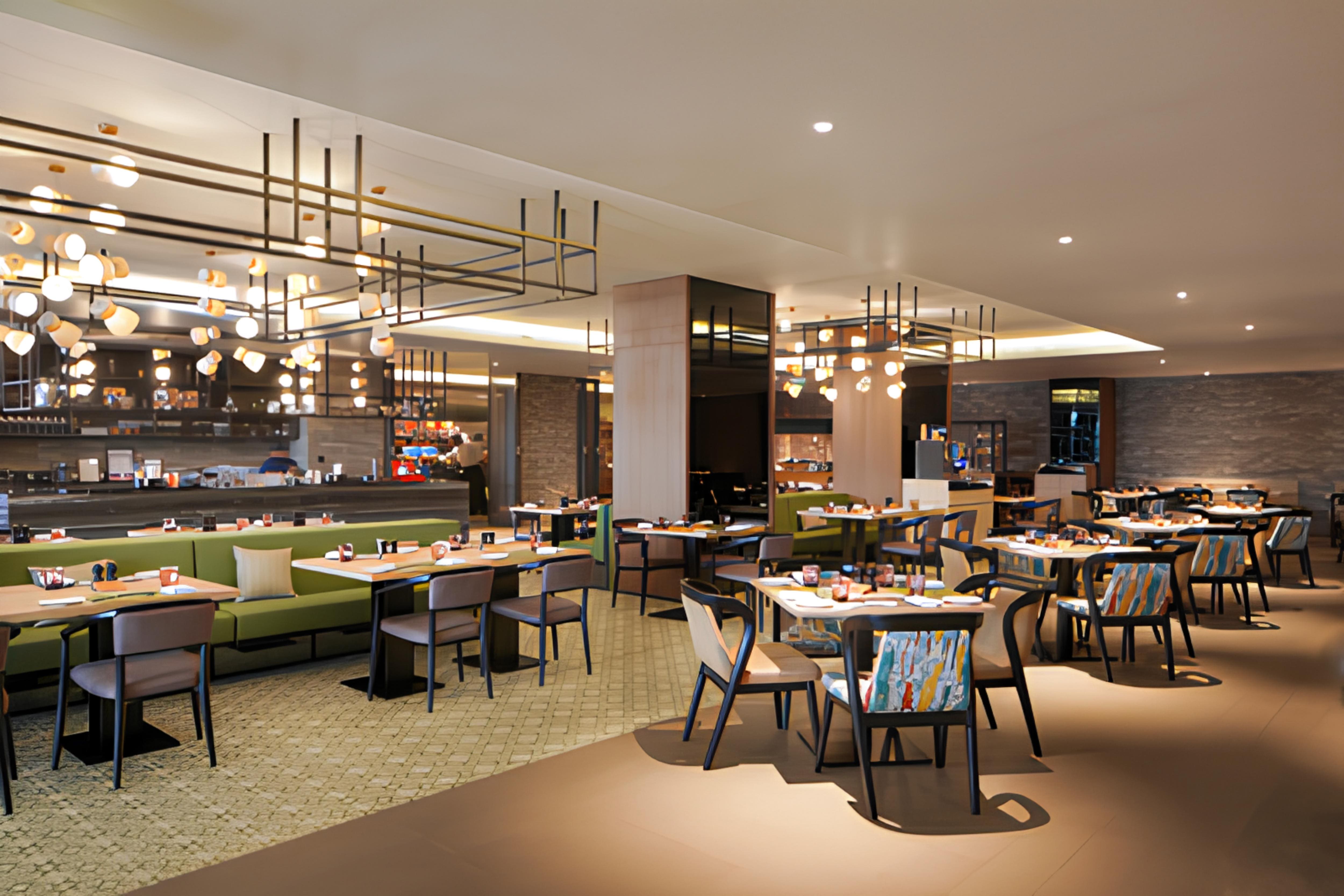 buffet restaurants, buffet near me, hotel buffet, buffet restaurants near me, breakfast buffet, lunch buffet, dinner buffet, hotel breakfast buffet, luxury buffet, best buffet restaurants near me - F5 - Hilton Embassy Manyata Business Park - img1