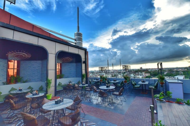 Restaurant image