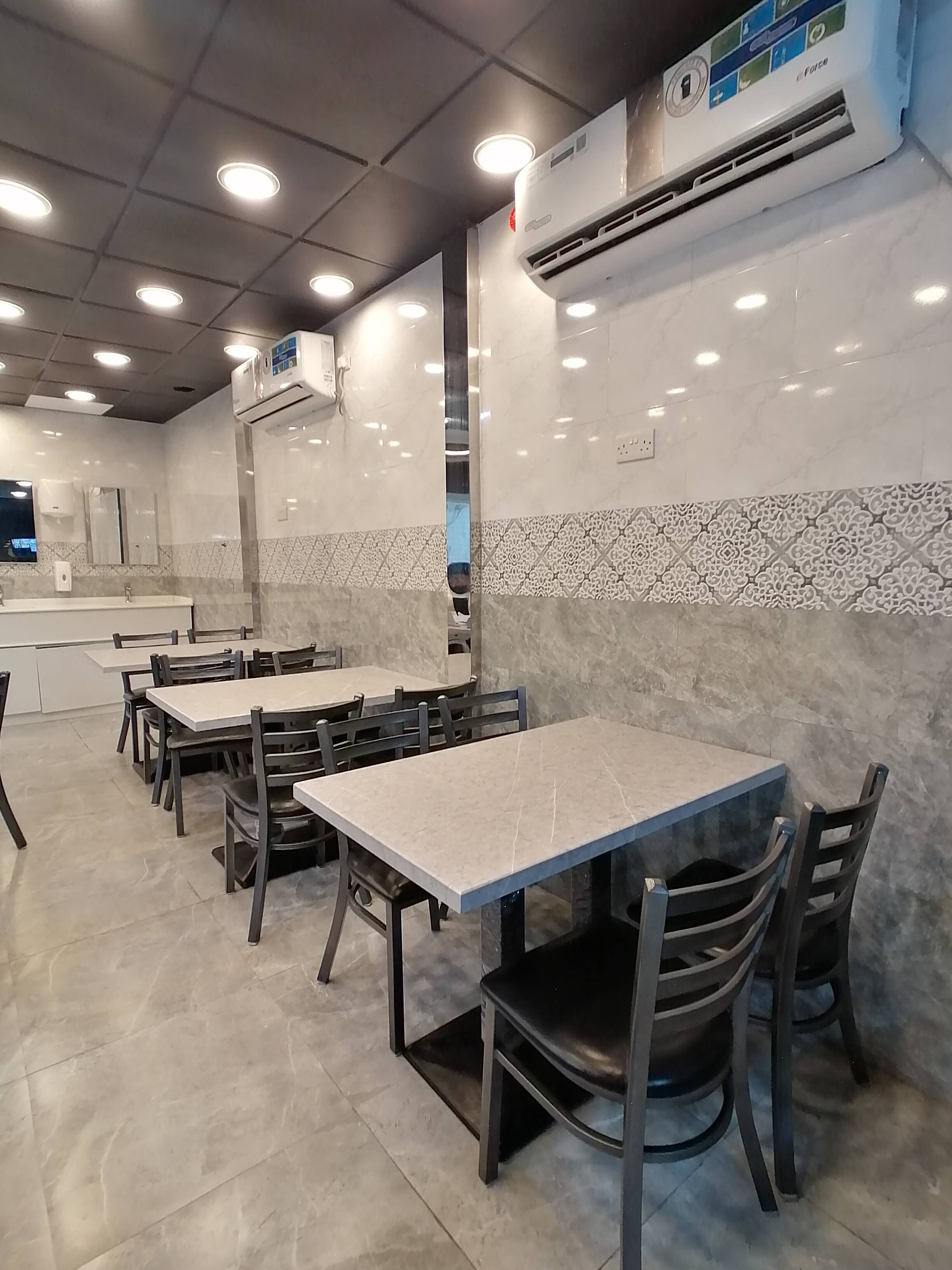 Curry Corner Restaurant, Mussafah Sanaiya, Abu Dhabi Zomato