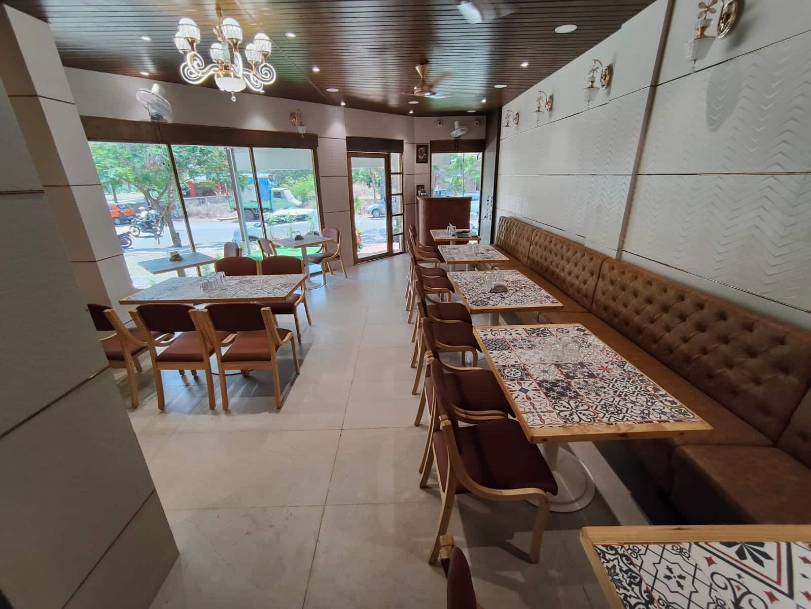 Saffron Multicuisine Family Restaurant, Palghar order online Zomato