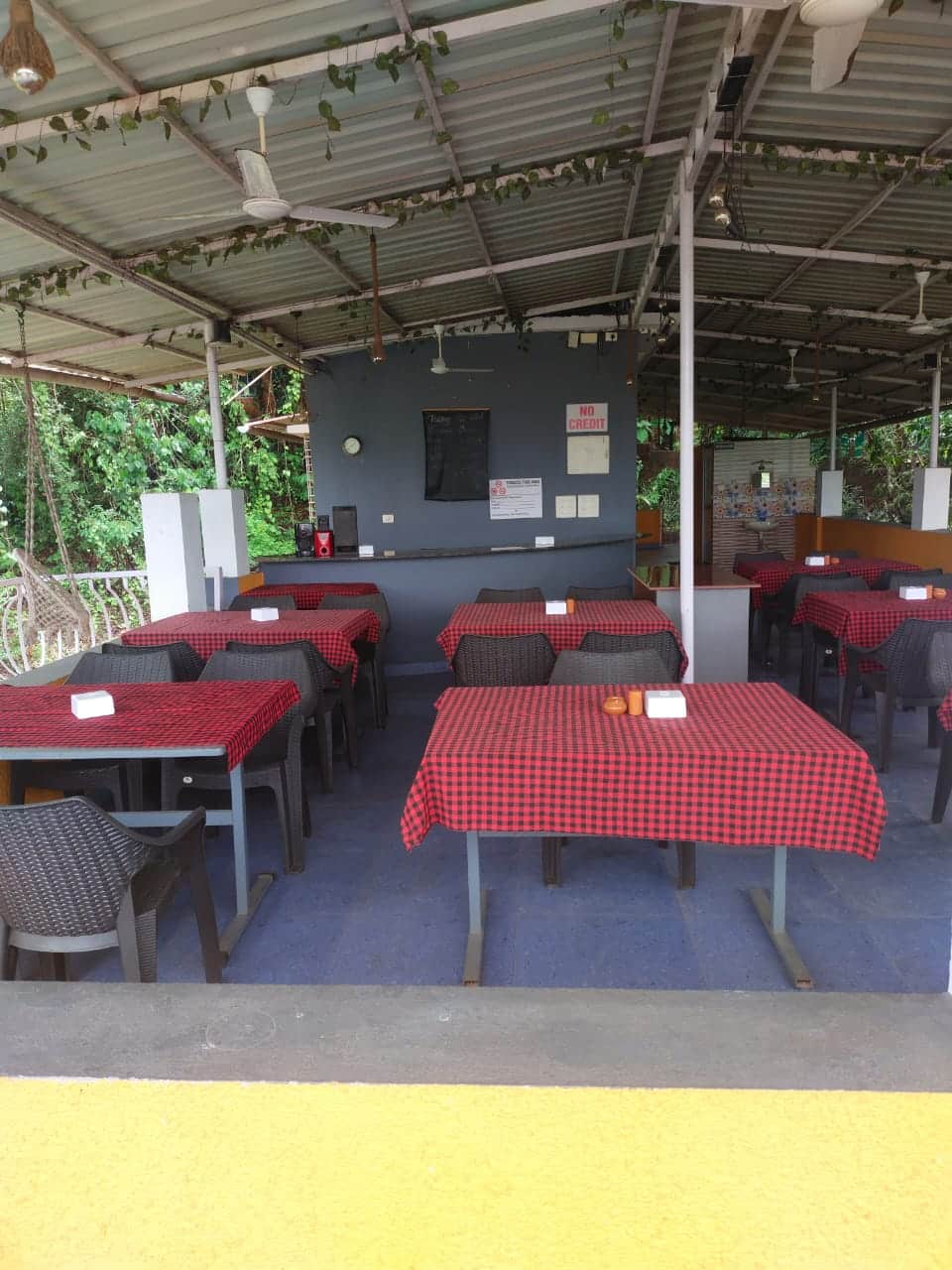 Upper Deck Bar & Family Restaurant, Porvorim, Goa Zomato