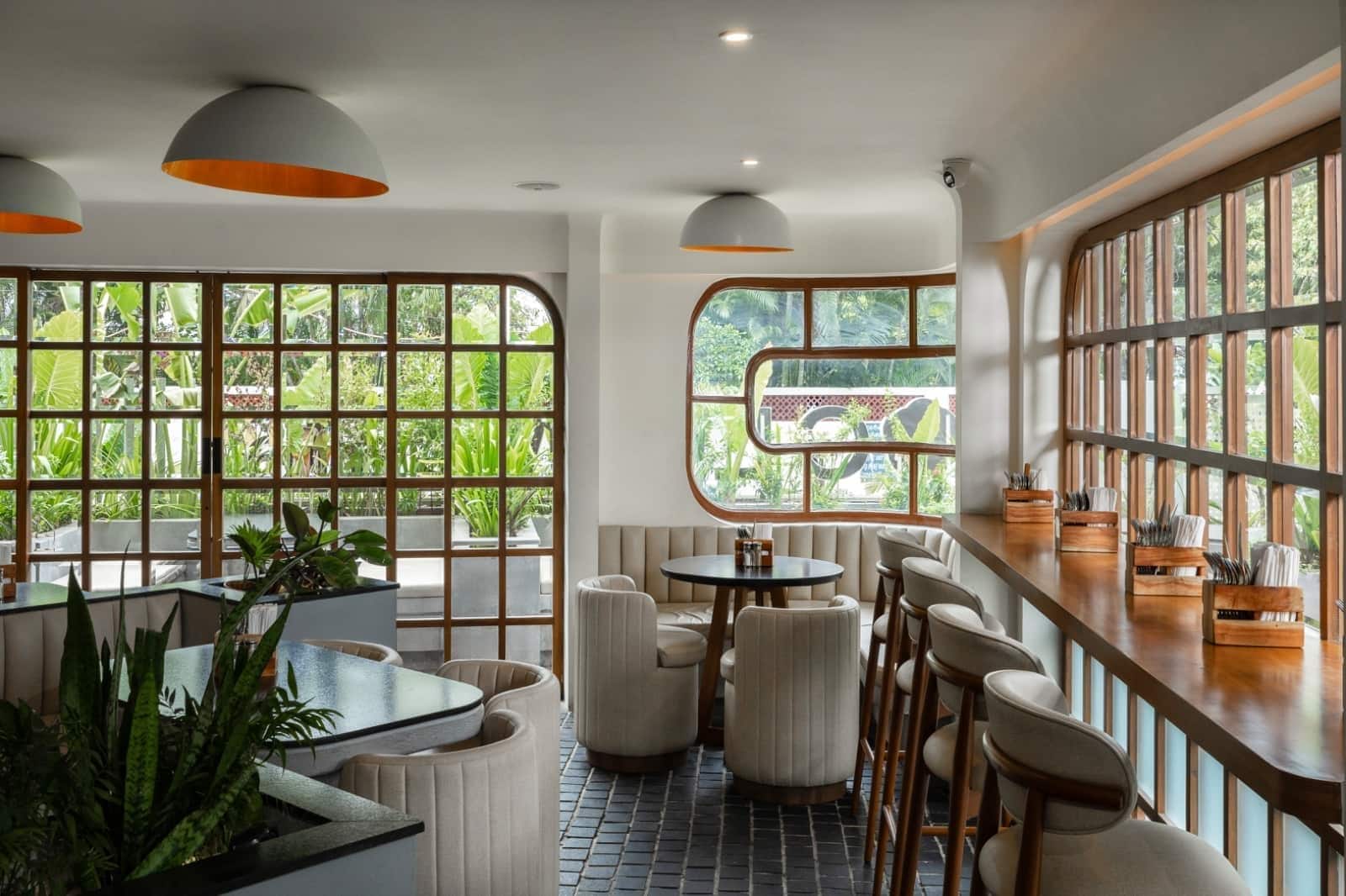 coffee shops, iced coffee, v60, cappuccino - Glow Cafe - img1