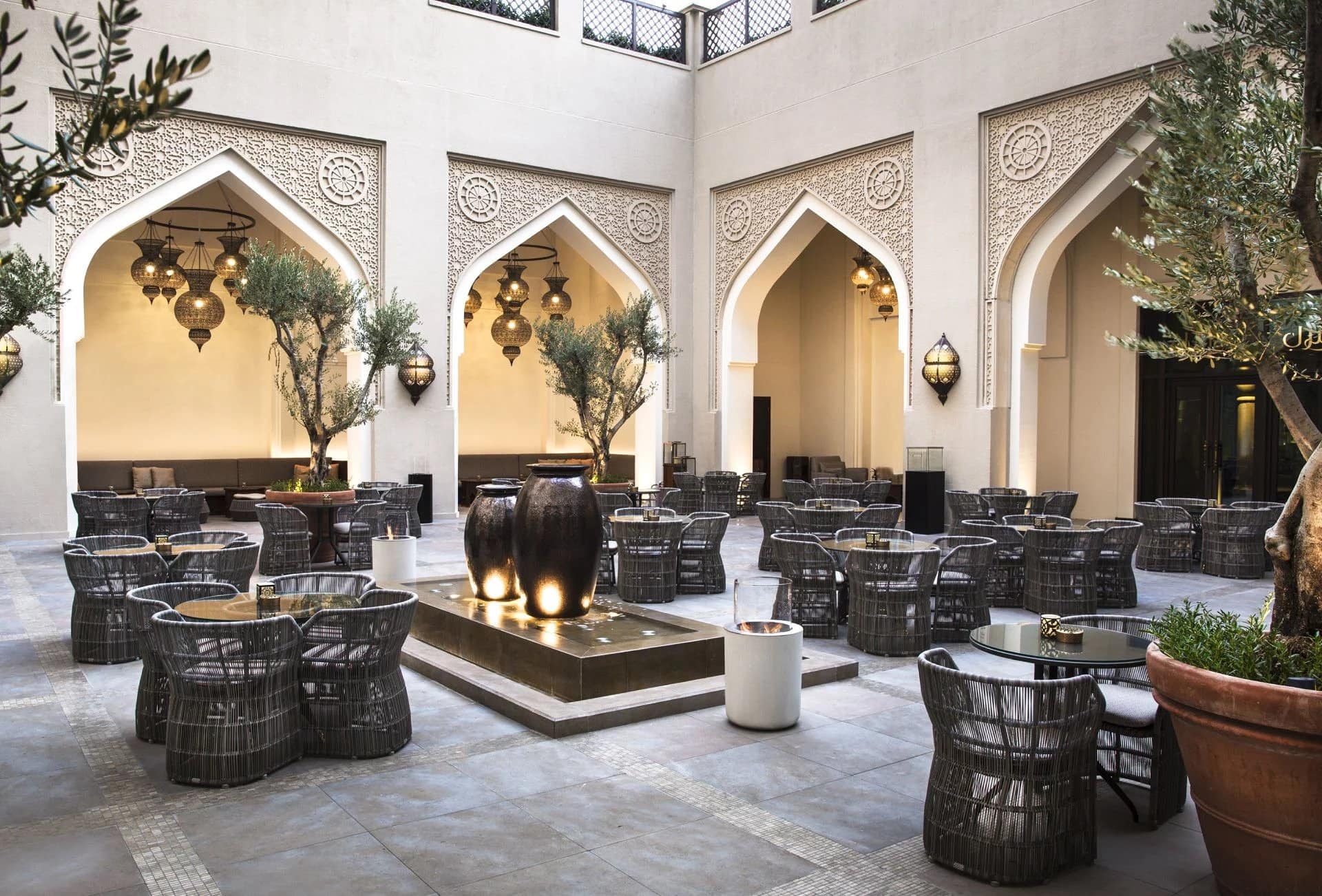 courtyard manzil hotel downtown dubai