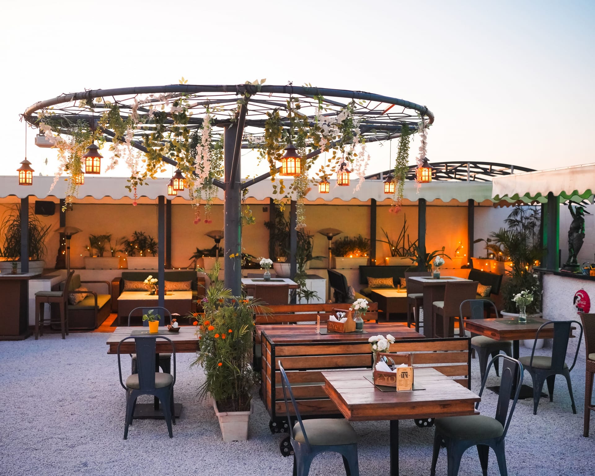 Restaurant image