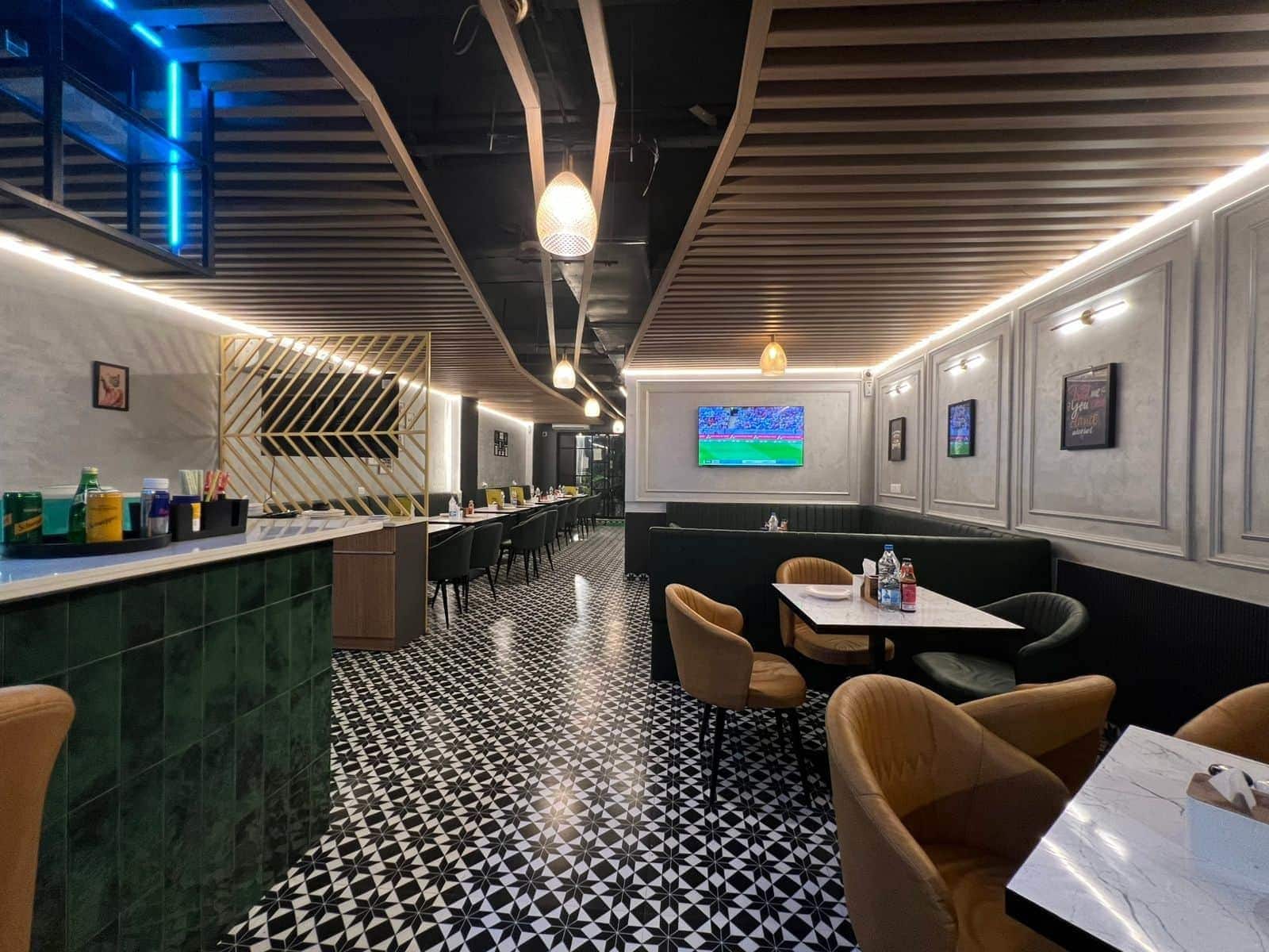 Restaurant image